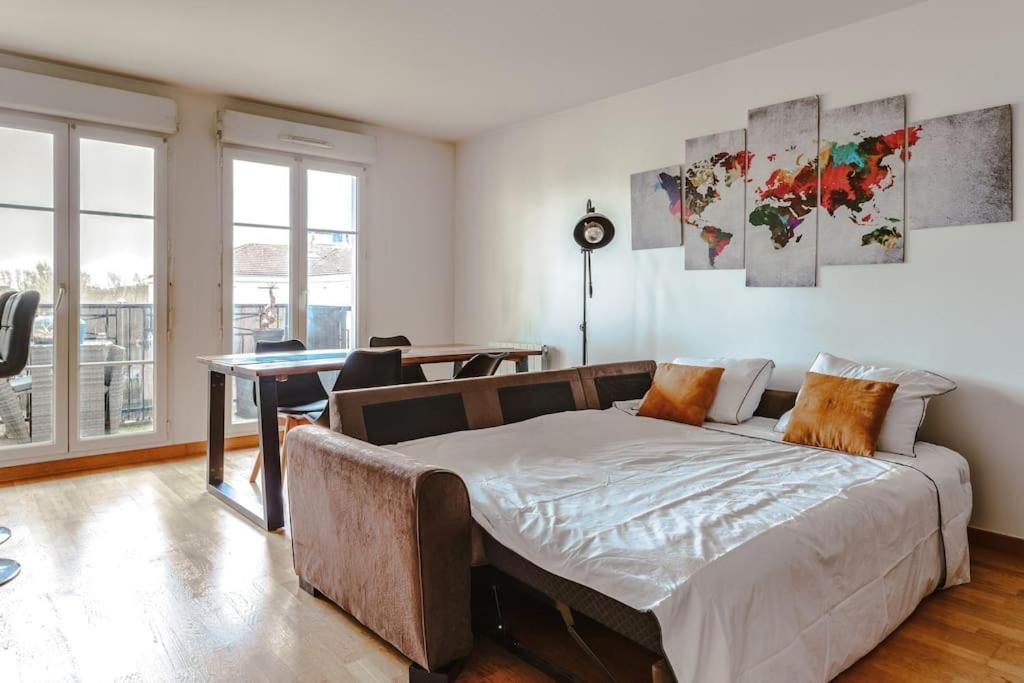 Appartement Confortable Proche Disneyland Paris Bussy-Saint-Georges Exterior photo