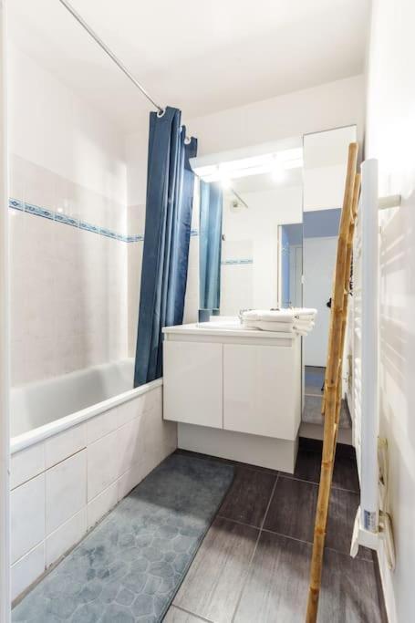 Appartement Confortable Proche Disneyland Paris Bussy-Saint-Georges Exterior photo